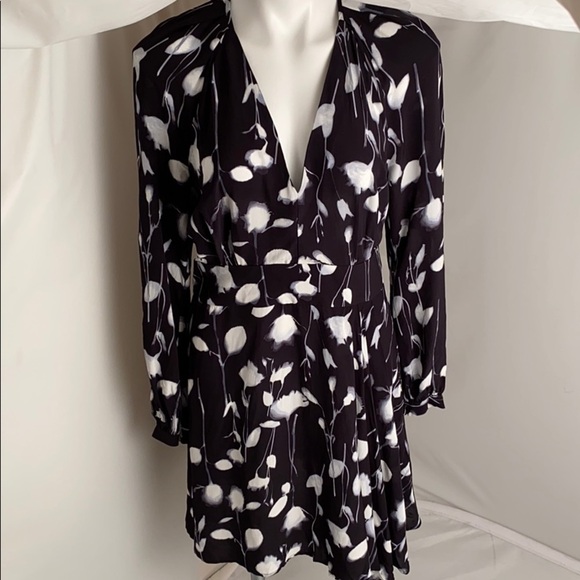 Equipment Dresses & Skirts - Equipment Alexandria asymmetric long sleeve dress